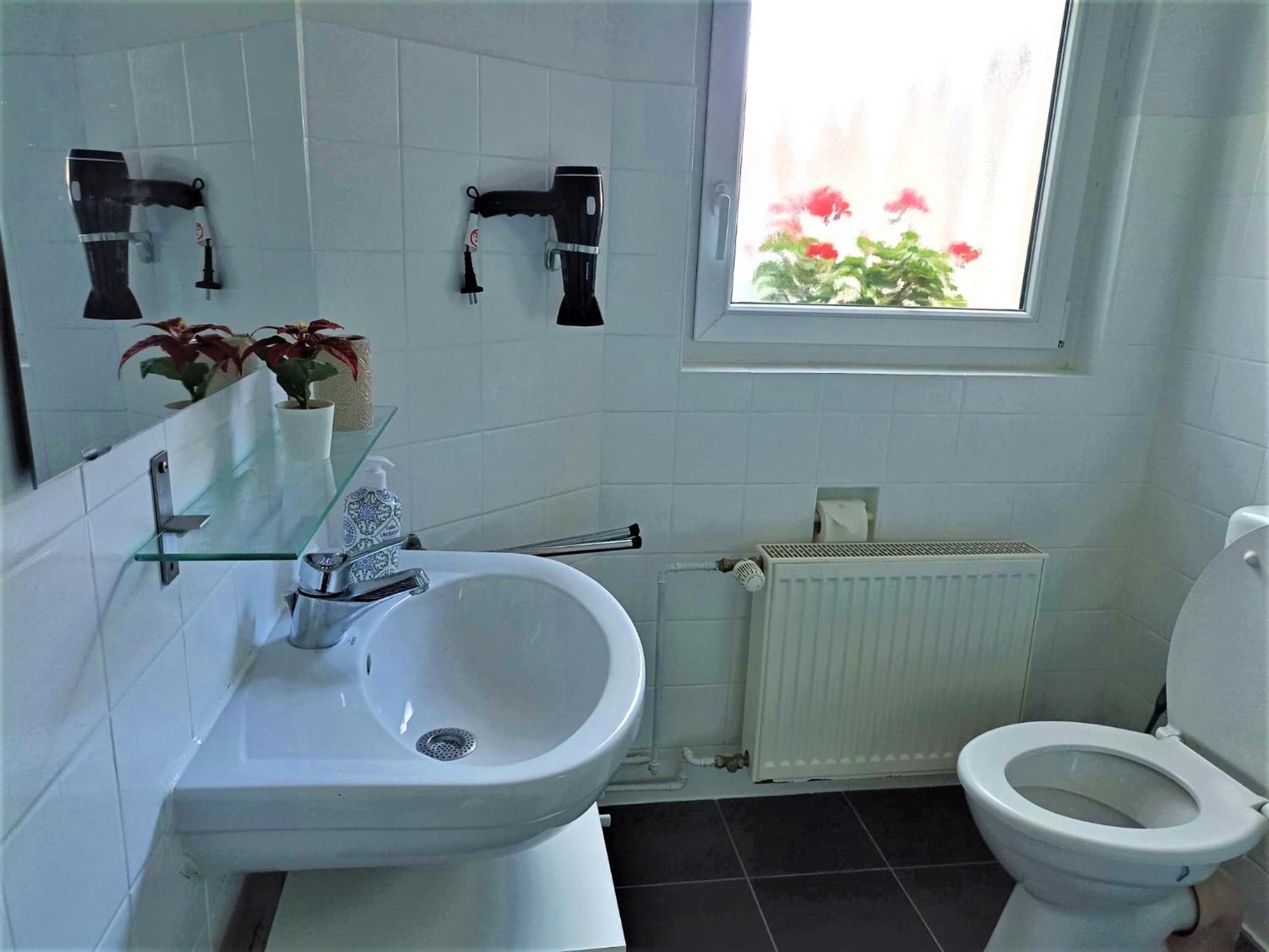 Neuss-Nord Hotel Bagian luar foto